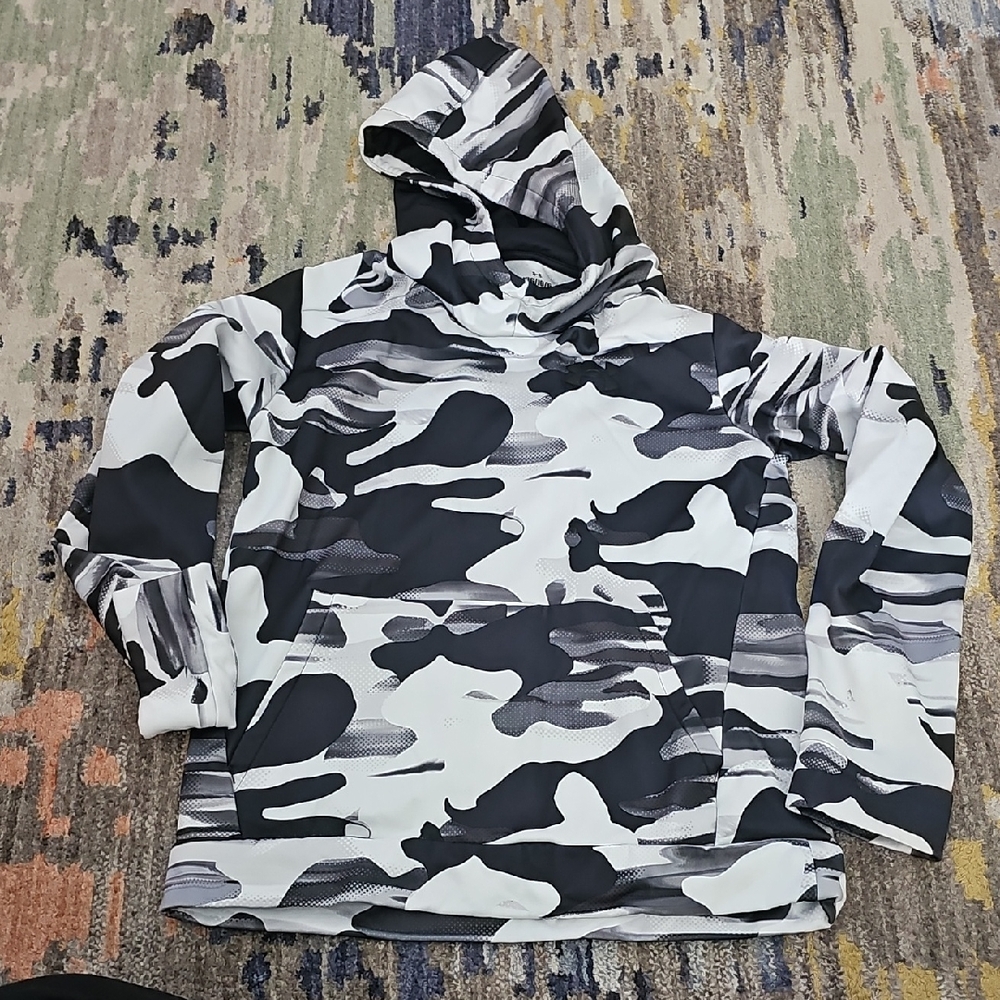 Under Armour Black and White Camo Hoodie